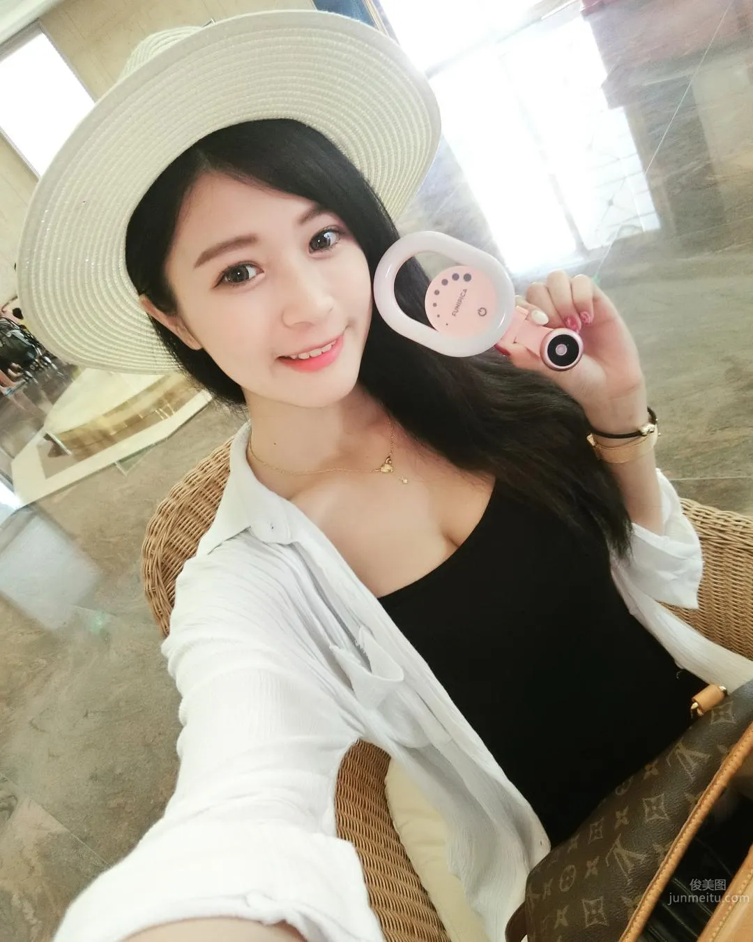 Heavy Motorcycle Beauty Lin Jiayi, Her Figure Is Just Too Hot photo 48