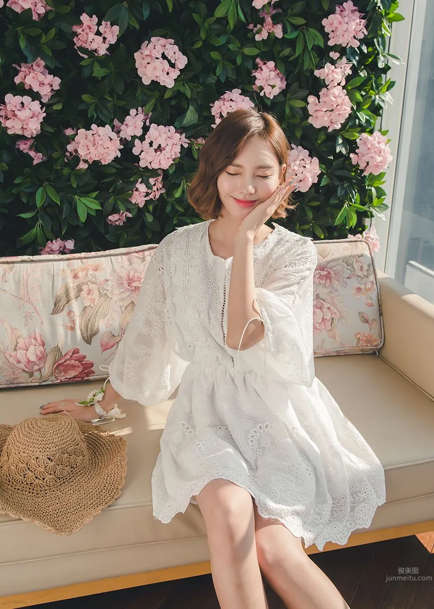 Korean Model Yeonjieun maybeach Casual Wear Series 5 photo 11