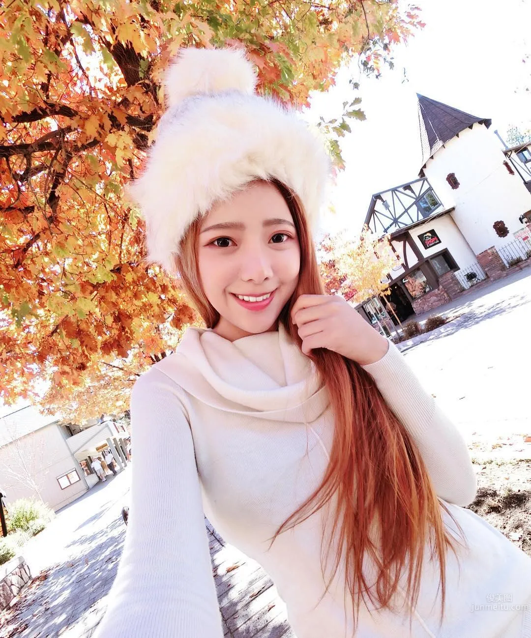 Hot Beauty Iris Huo, Alluring from a Wicked Angle photo 26