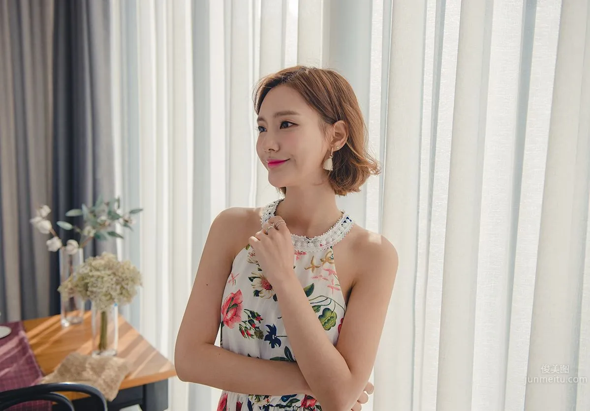 Korean Model Yeonjieun maybeach Casual Wear Series 5 photo 16