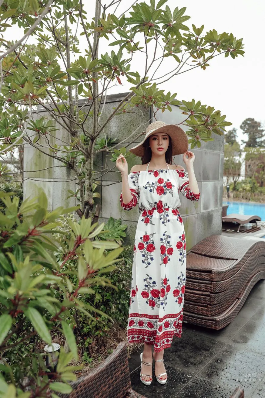 Park Da Hyun - Elegant Long Dress Photo Collage photo 46