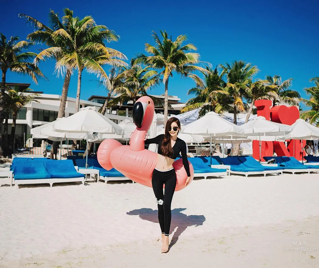 Son Yoon Joo - 2016 Beach Photo Series Two photo 9