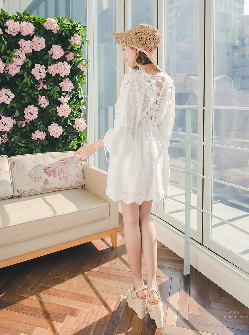 Korean Model Yeonjieun maybeach Casual Wear Series 5 photo 7