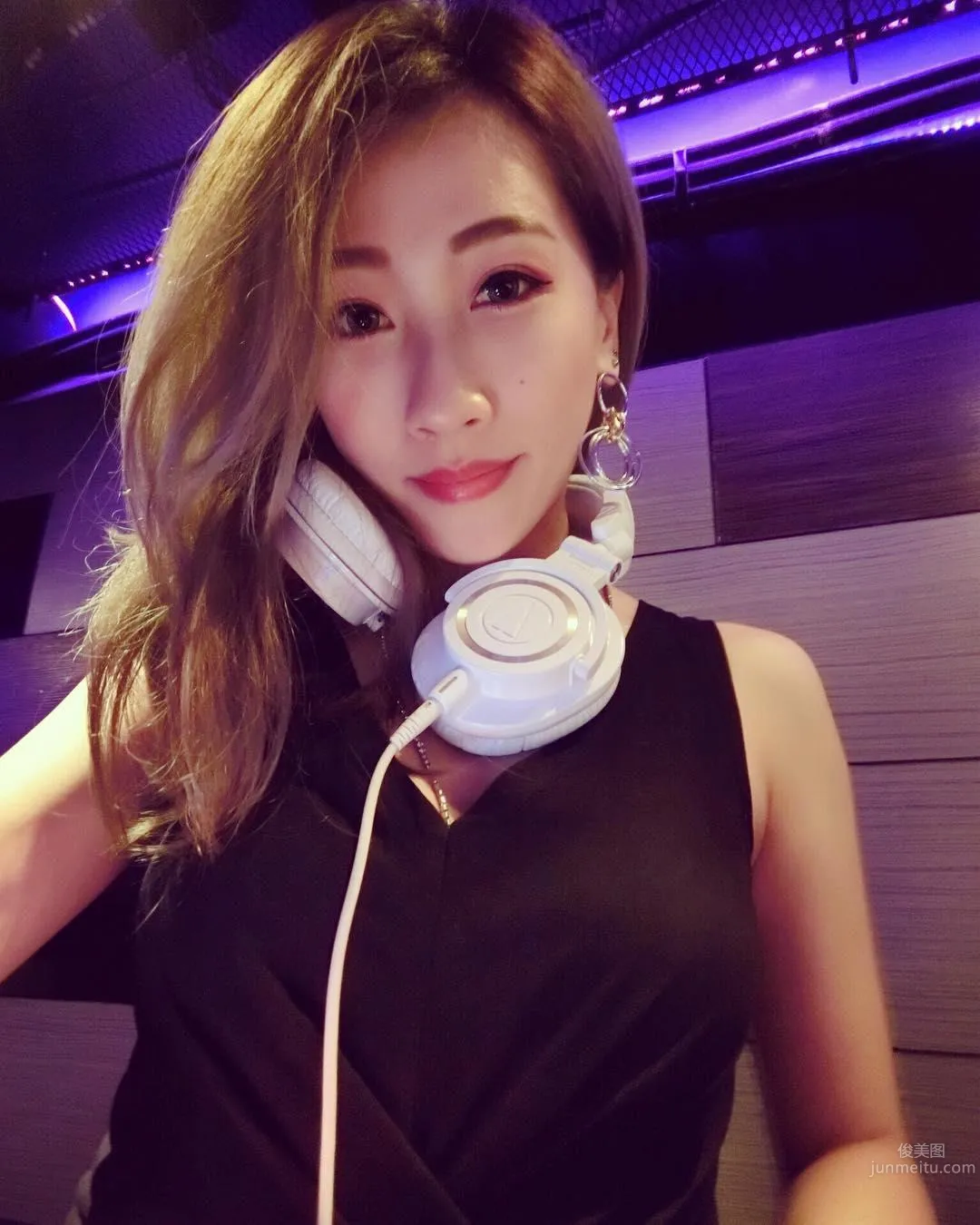 Sexy DJ Shiyi Gives You the Strongest Double Enjoyment of Music and Visuals! photo 8