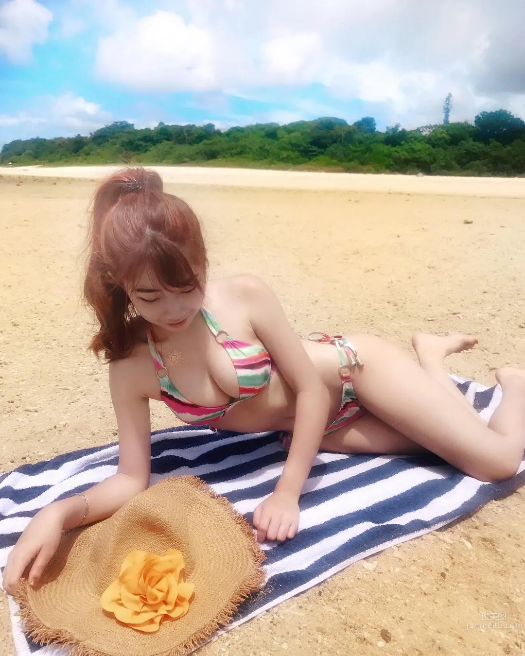 Taiwan Female Anchor Liao Zixuan, Dance Major Soft Girl with a Good Figure photo 27