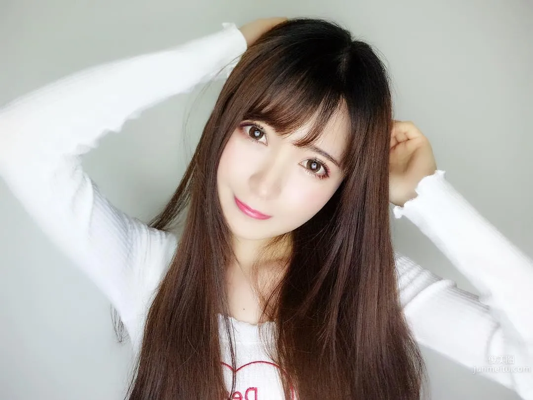 超治愈系Coser奶果醬！平時乖巧造型百變 9