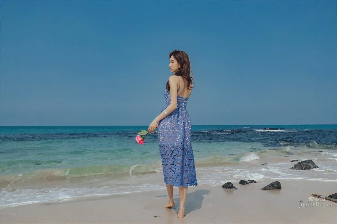 Park Da Hyun - Elegant Long Dress Photo Collage photo 31