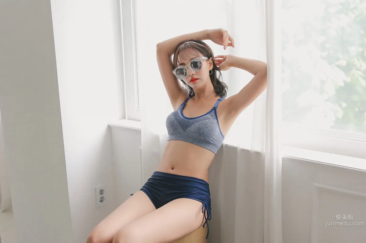 Korean Model Yeonjieun maybeach Casual Wear Series 5 photo 62