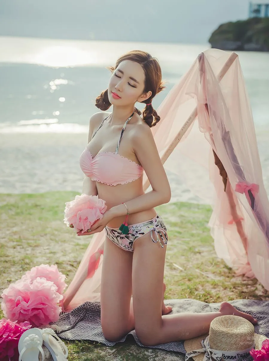 Lee Yeon Jeong - 2017 MayBeach Bikini Series Six photo 61