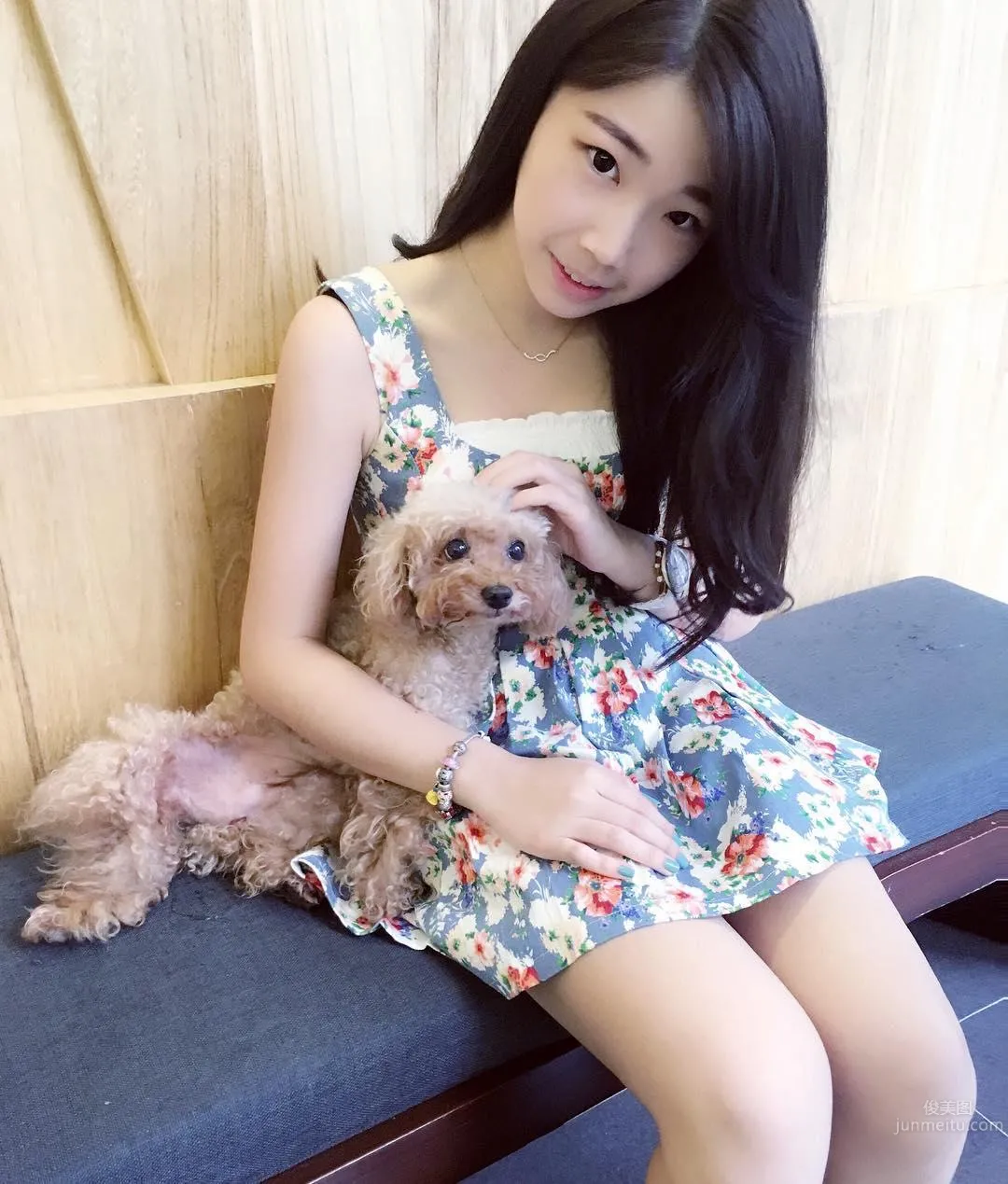 Taiwan Female Anchor Liao Zixuan, Dance Major Soft Girl with a Good Figure photo 4