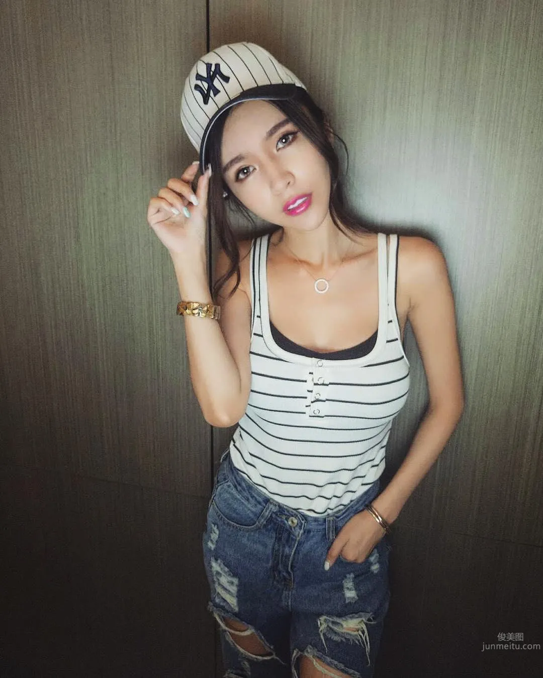 Versatile Girl Liuziyu Vicky, the Evil Maid Outfit Is Very Fierce photo 20