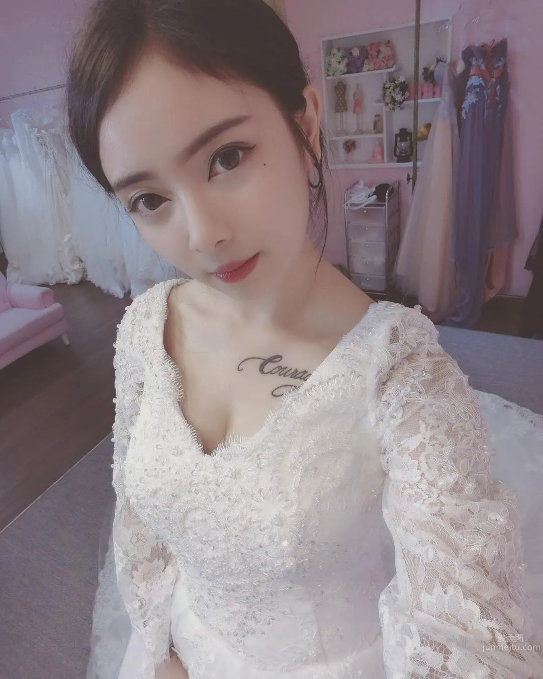 Sexy Curvy Girl Qin Qin, Petite, Cool and Handsome photo 12
