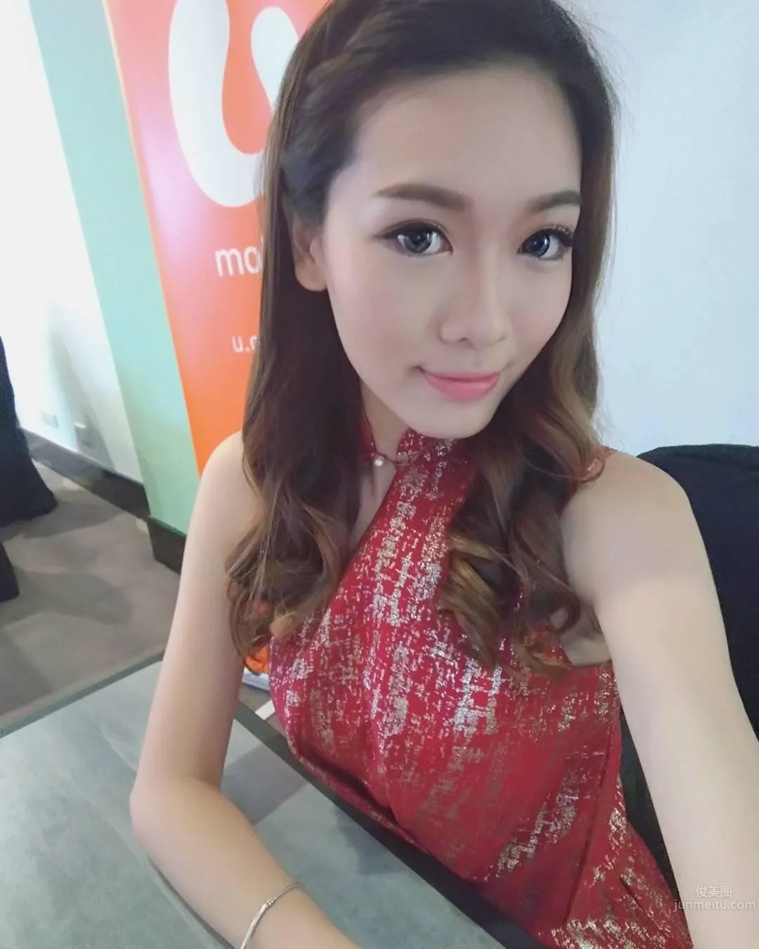 Malaysian Car Model's Domineering Selfie: Don't Mess with Me, I've Trained photo 11