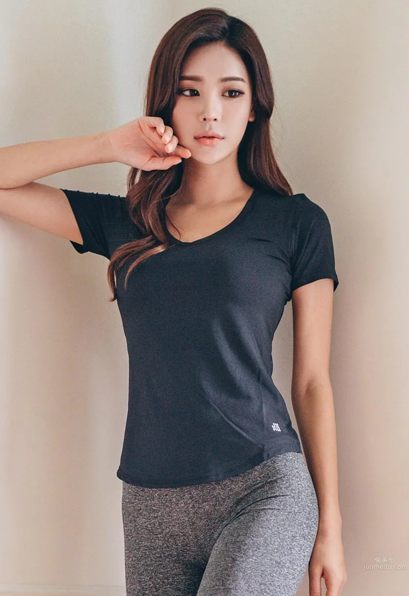 Korean Model Park Da Hyun Lologirl Sportswear Series Two photo 35
