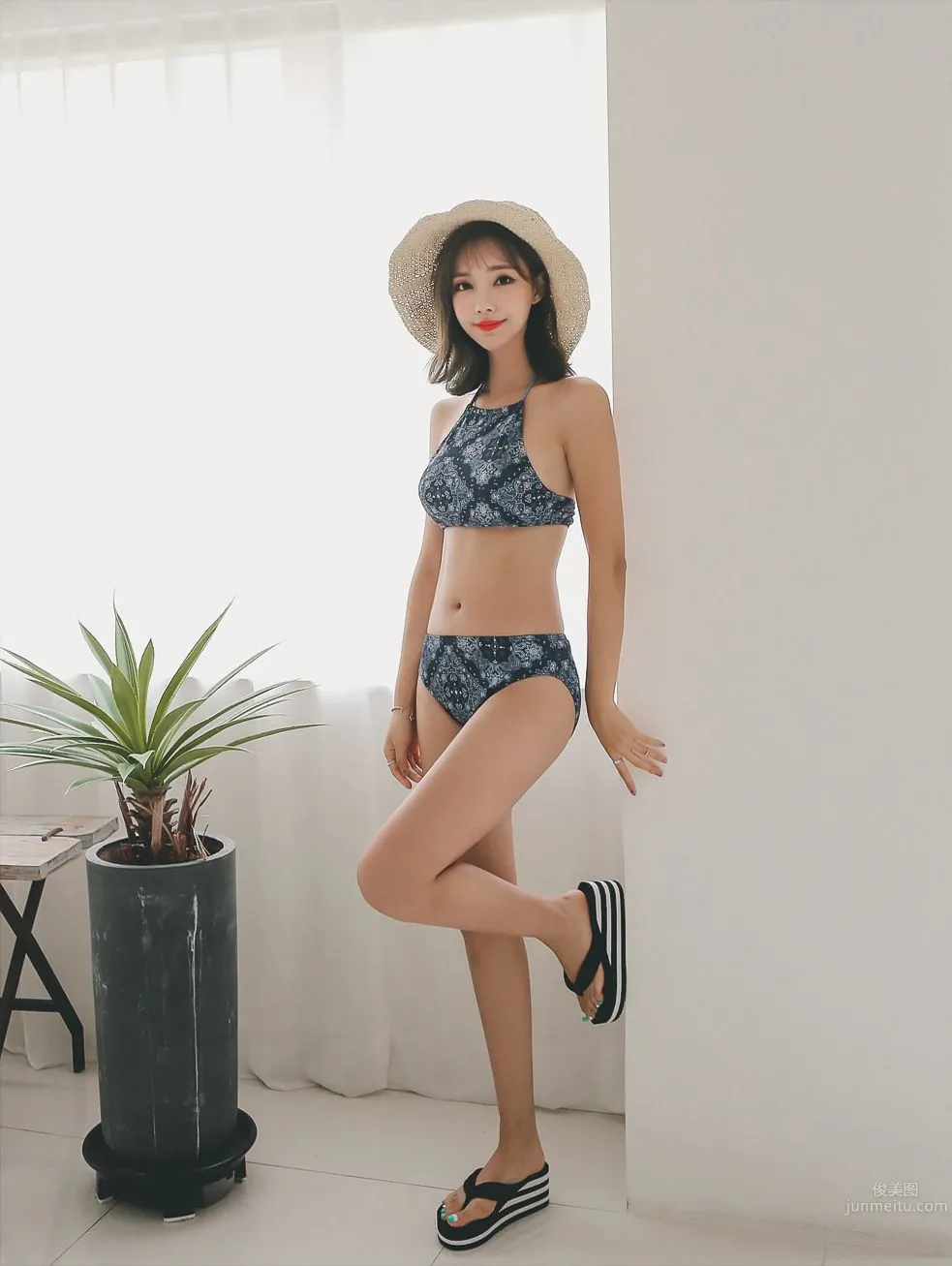 Korean Model Yeonjieun maybeach Swimwear Series Four photo 13