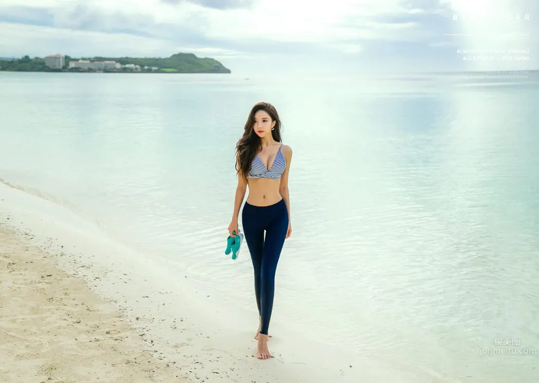 Park Soo Yeon - 2017 Swimwear Series Collection One photo 82