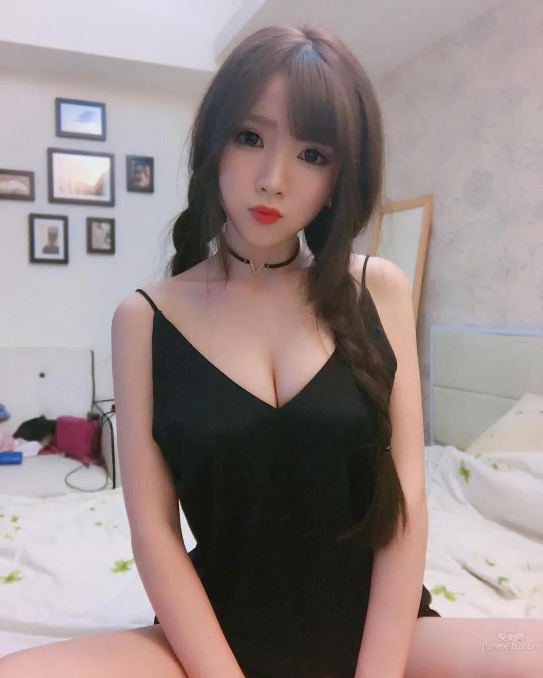 Long-Legged Girl Fan Yaxuan, Warm Winter Private Shoot photo 1