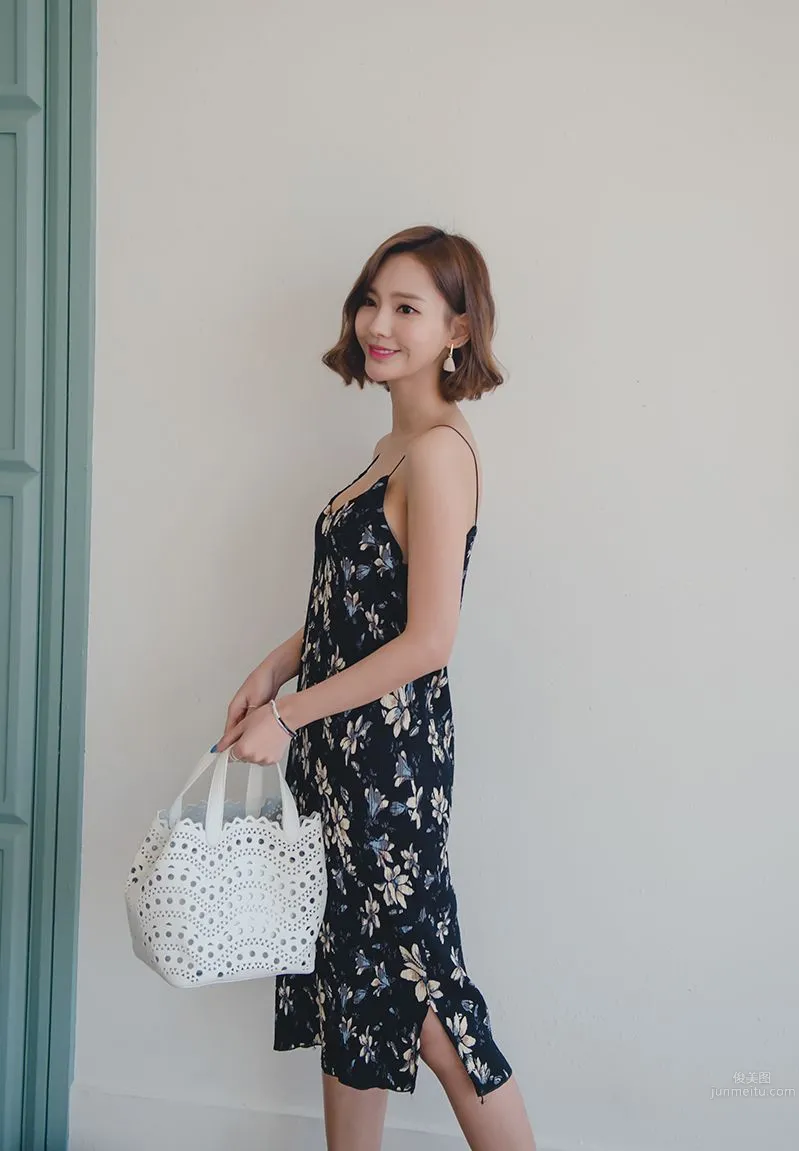 Korean Model Yeonjieun maybeach Casual Wear Series 5 photo 39