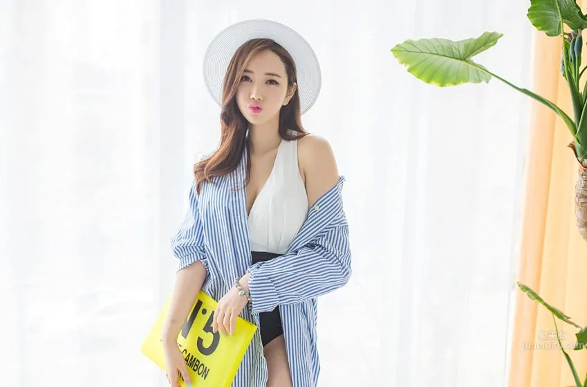 Lee Yeon Jeong, 2017 MayBeach Sportswear Series Two photo 46