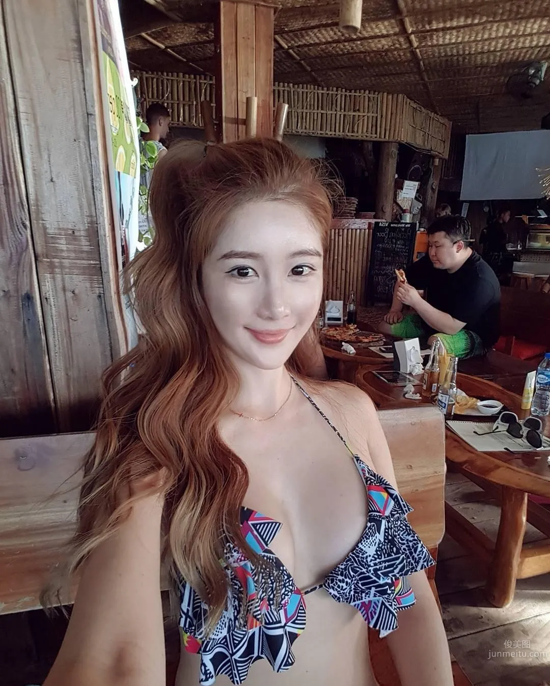 Yeseul Kim - Hot Bikini Beauty Looking Down at the Sea photo 57