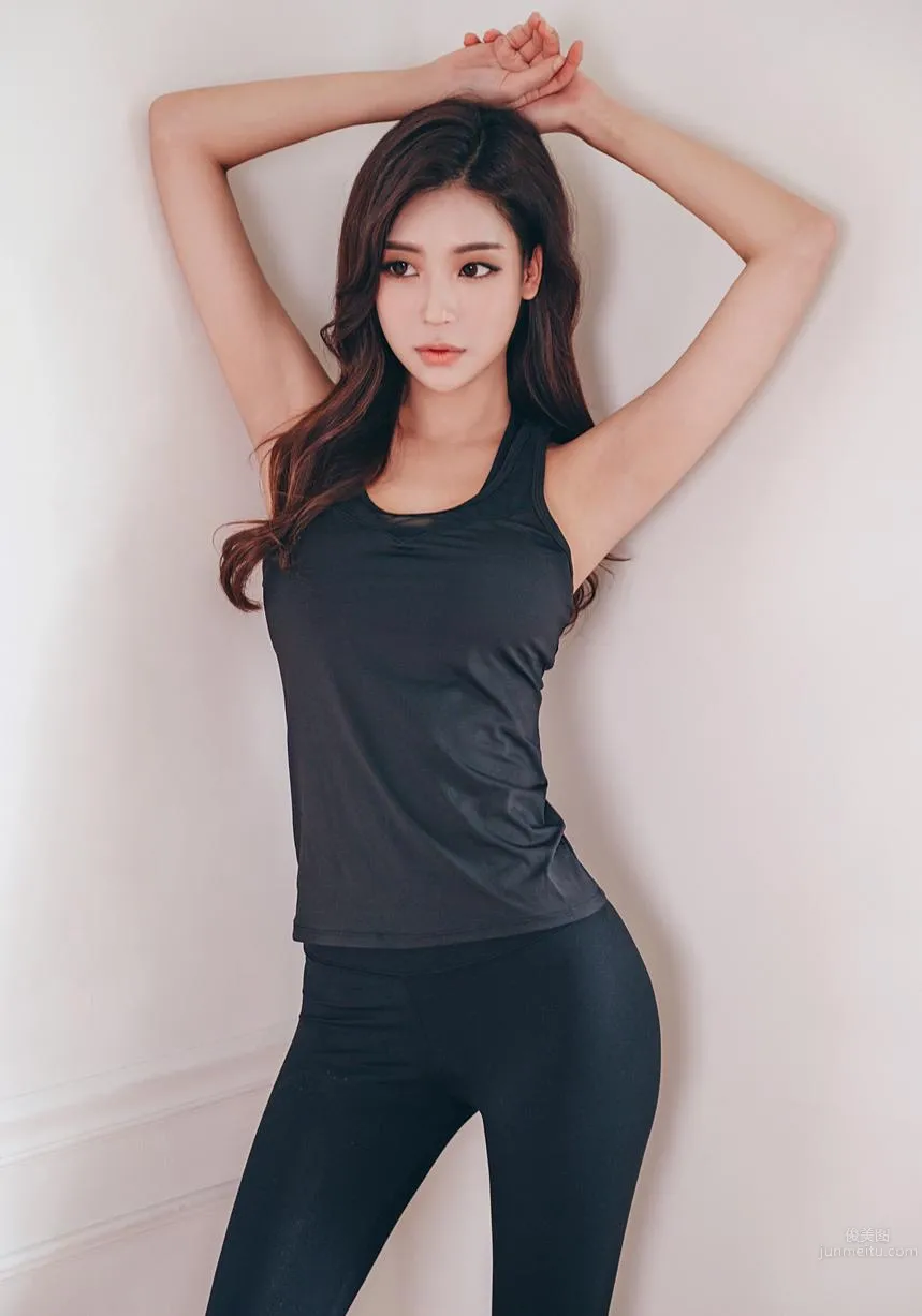 Korean Model Park Da Hyun Lologirl Sportswear Series Two photo 11