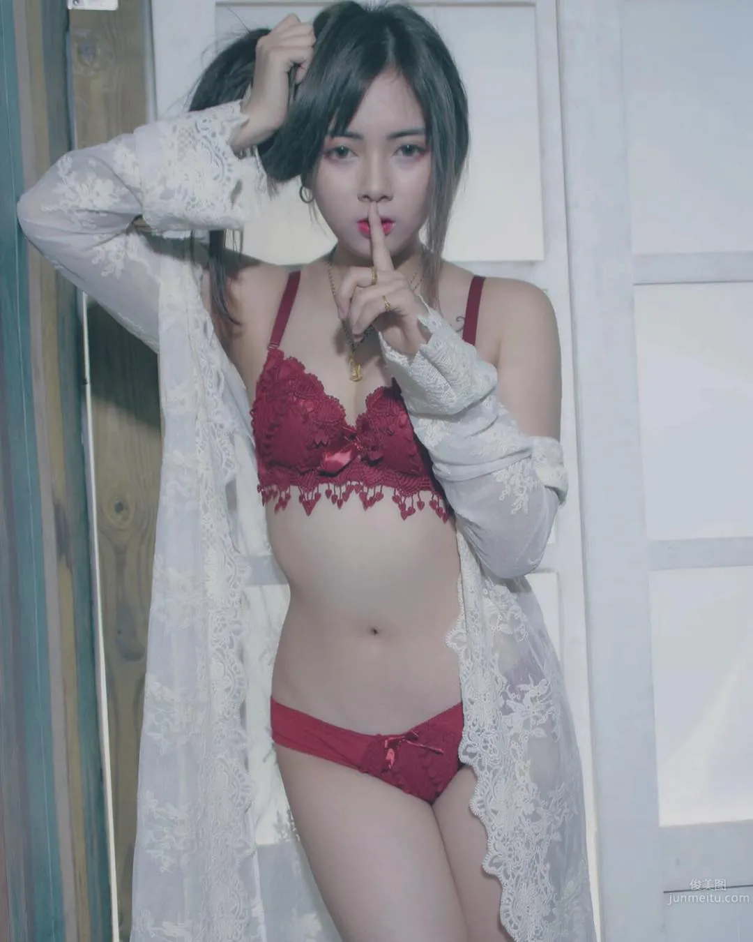 Sexy Curvy Girl Qin Qin, Petite, Cool and Handsome photo 28
