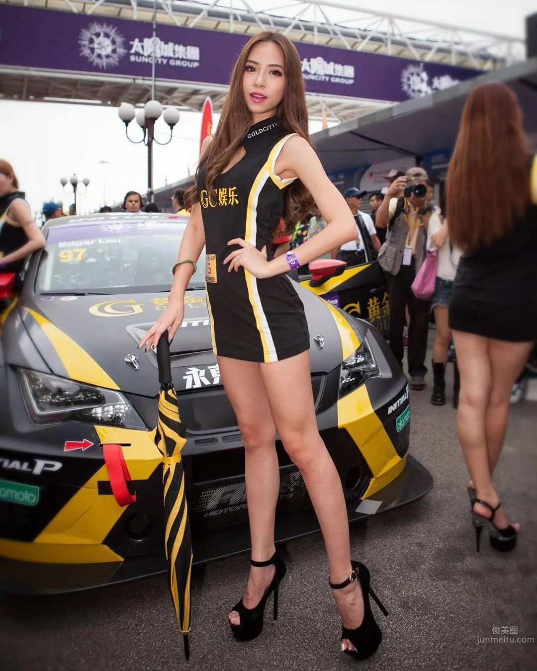 Malaysian Car Model Germaine Ong, Sexy Pretty Lady photo 2