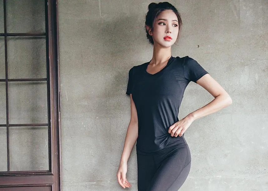 Korean Model Park Da Hyun Lologirl Sportswear Series Two photo 33