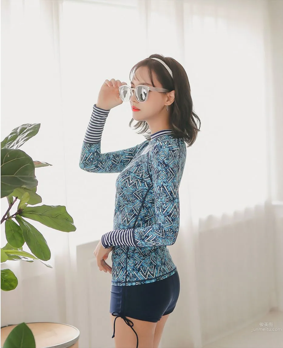 Korean Model Yeonjieun maybeach Casual Wear Series 5 photo 54