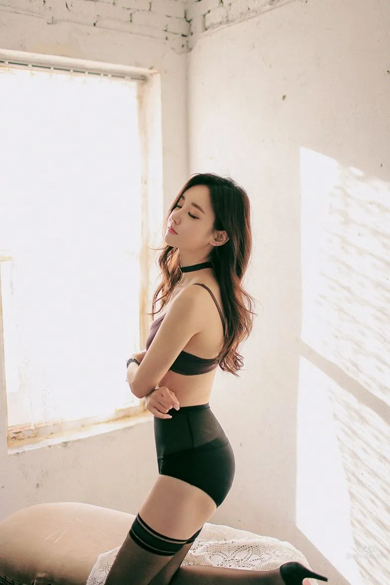 韓國女神孫允珠 唯美系吊帶内衣 8