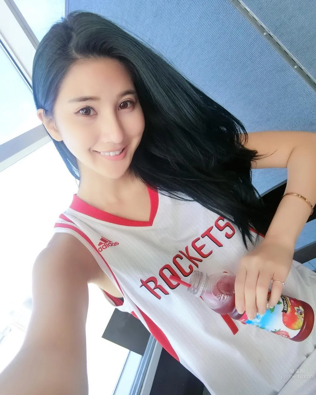 Lin Peiting: Photo Set 2024 photo 31