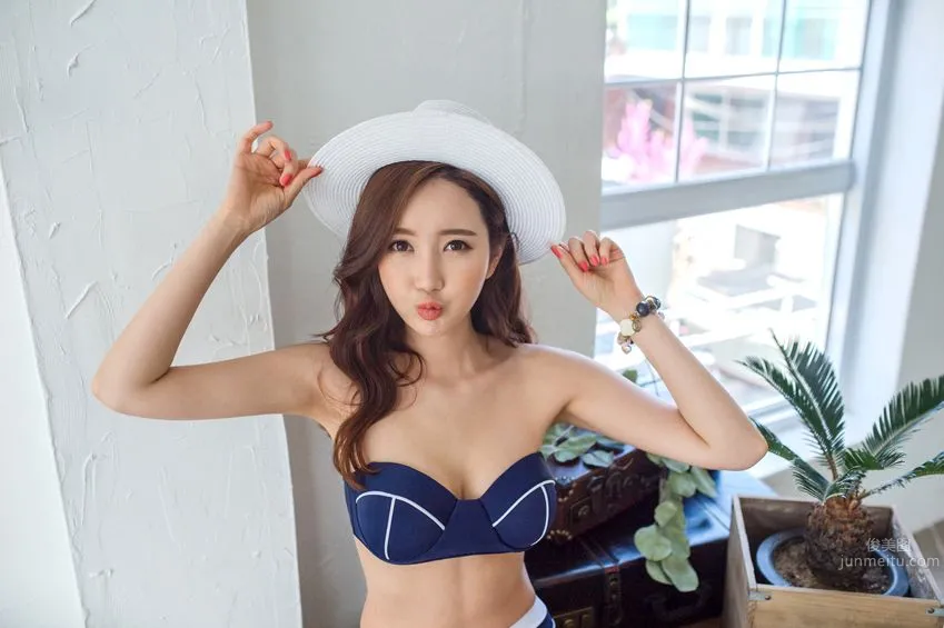 Li Yanjing - 2017 MayBeach Bikini Series Eight photo 30