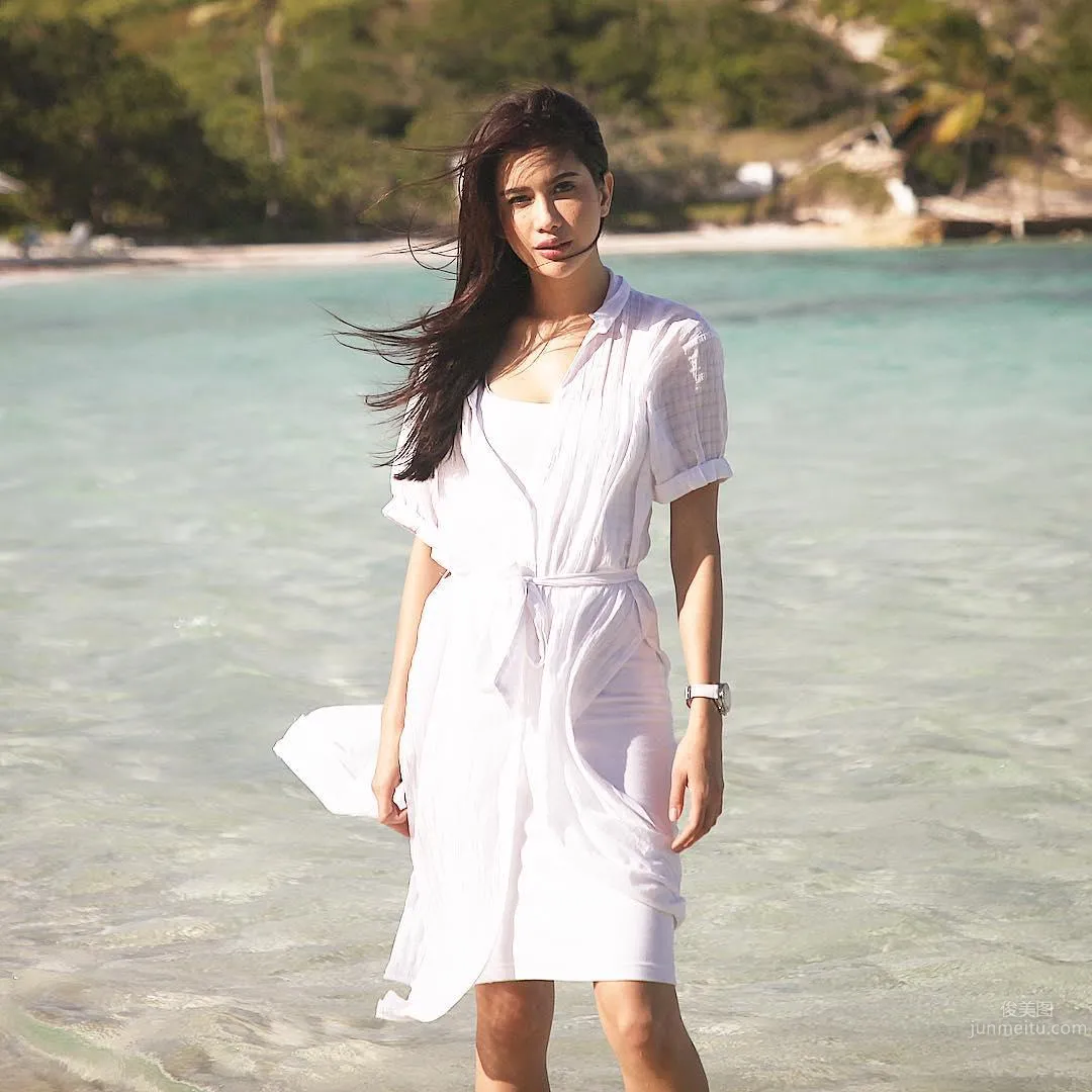 นาตยา ลุนด์เบิร์ก: Praya Lundberg photo 18