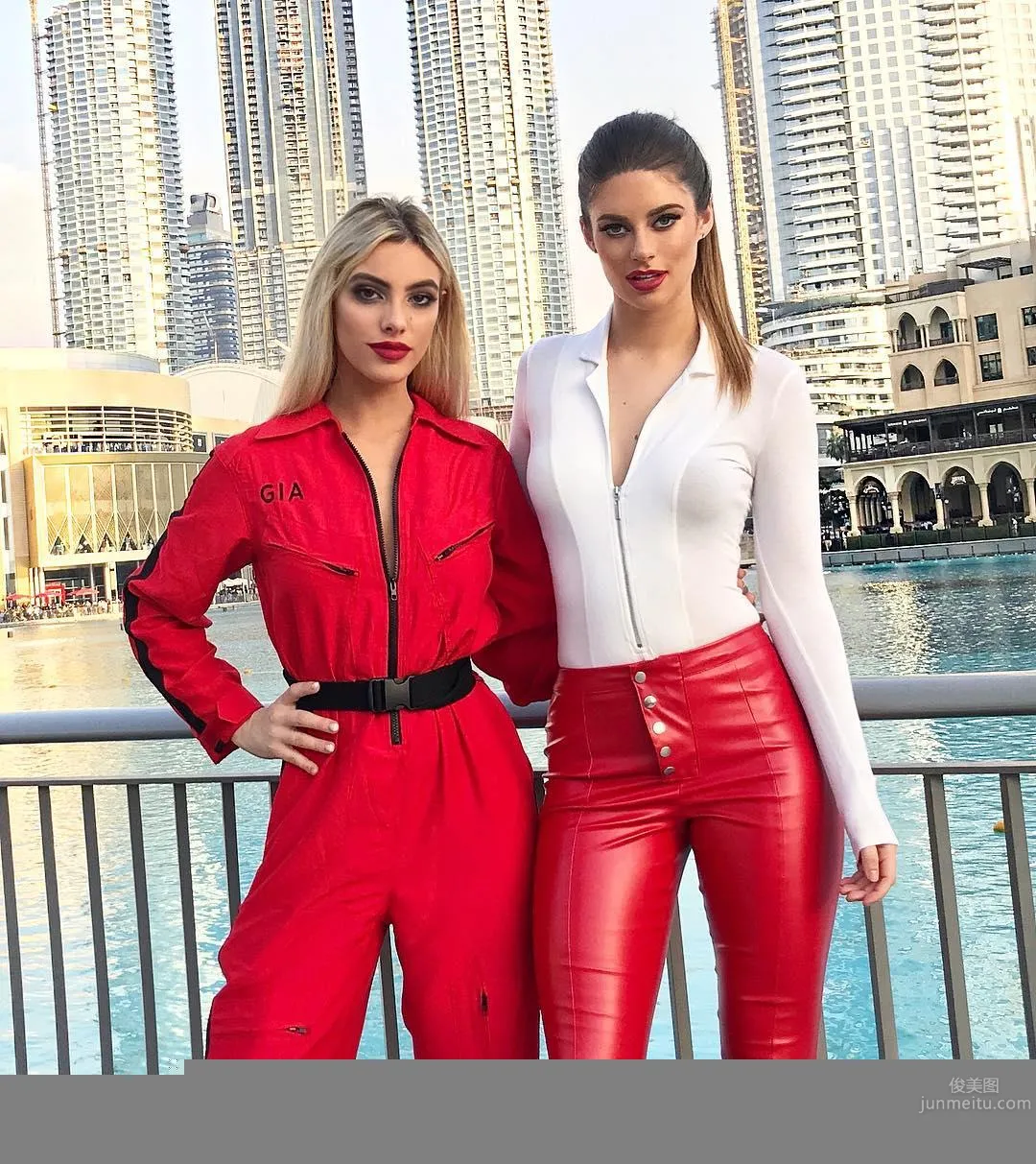 Lele Pons- 欧美版Papi酱火辣私房照_33