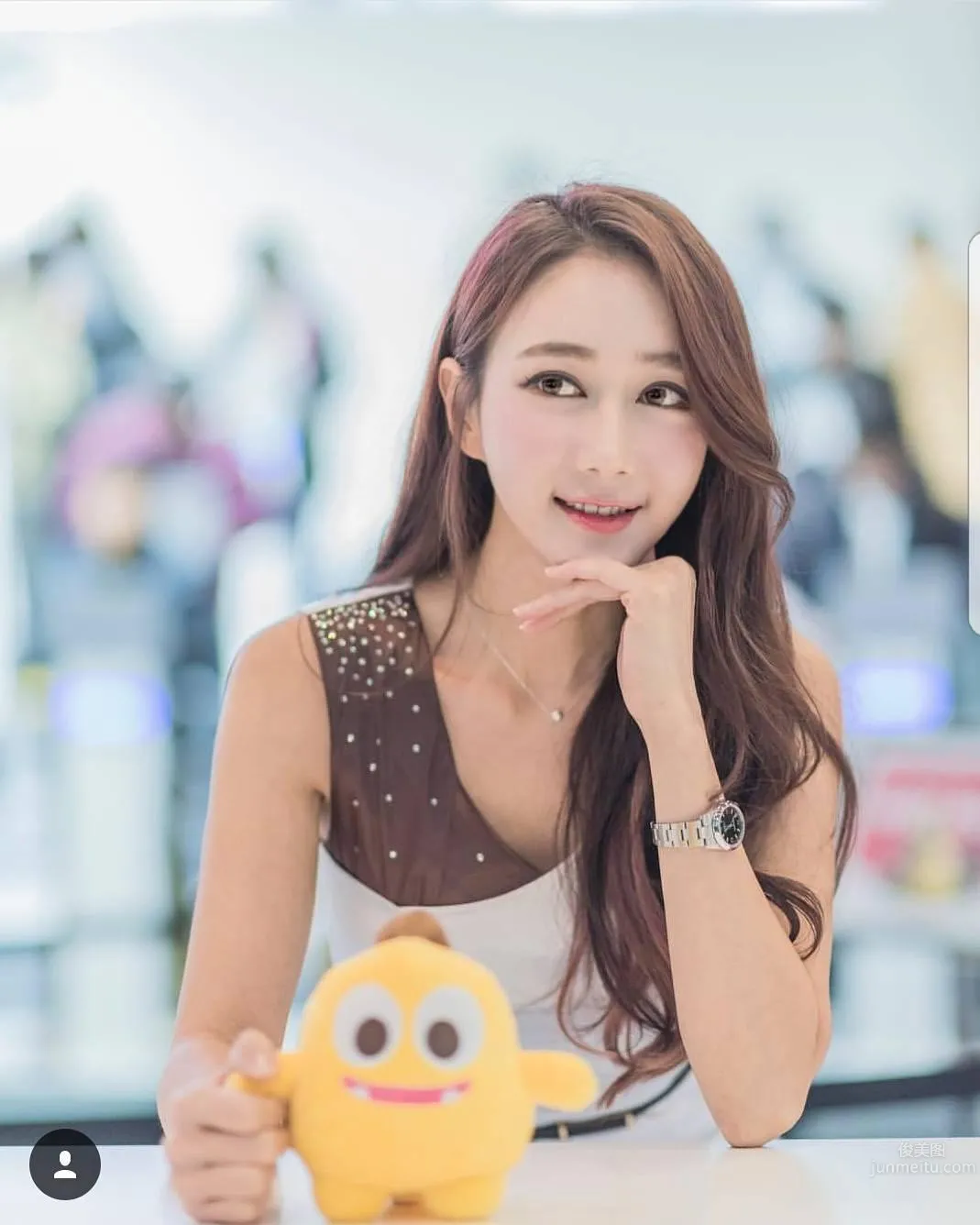 球場驚見長腿正妹！身着比基尼更美感 42