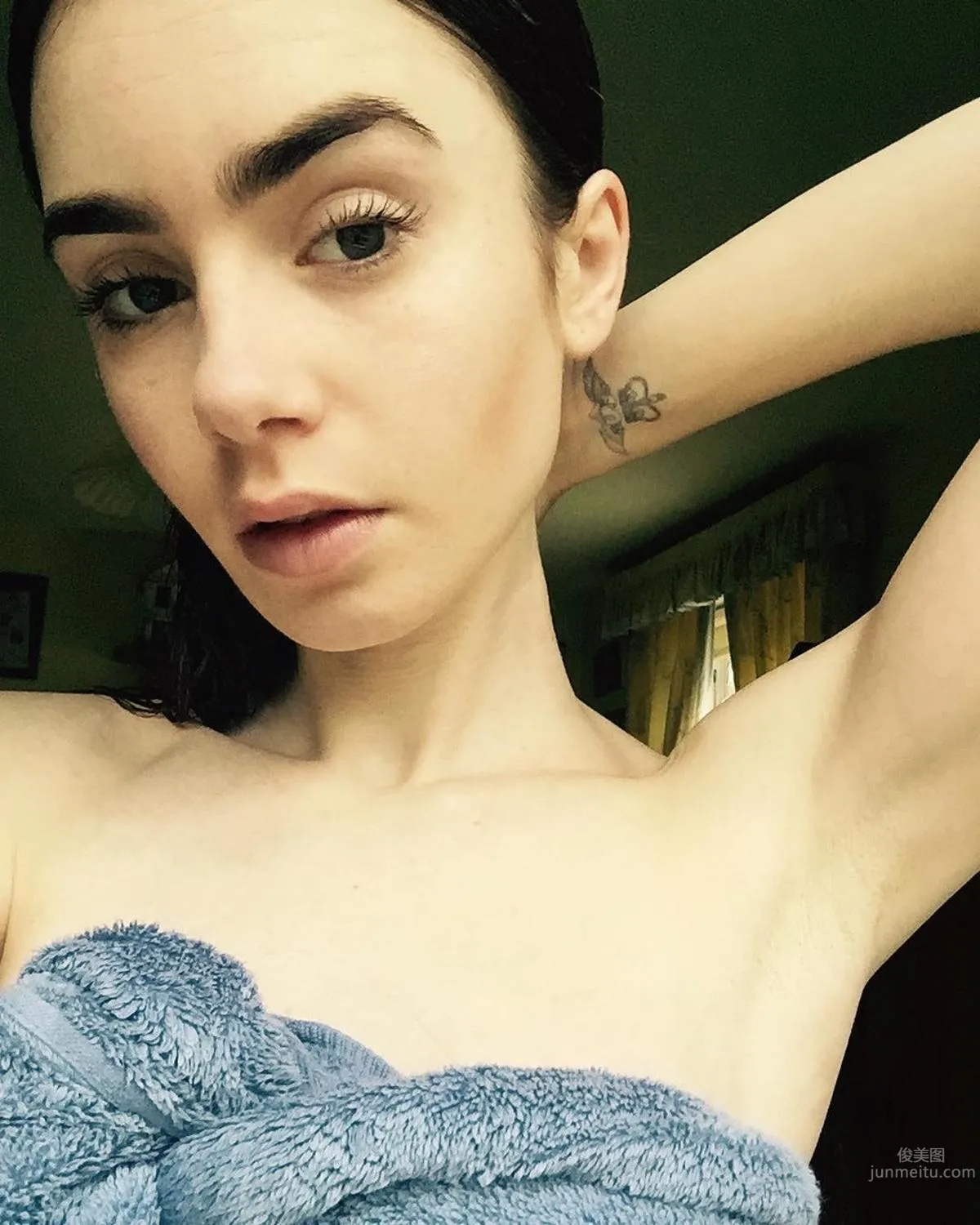 British-American Mixed-Race Lily Collins, Natural Beauty Candid Bare Face Photos photo 20