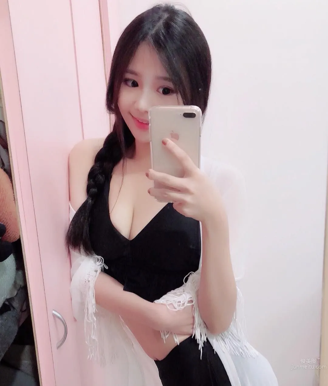 Girl Next Door Zhuzhu, Sweet and Fresh, No Evil Thoughts photo 1