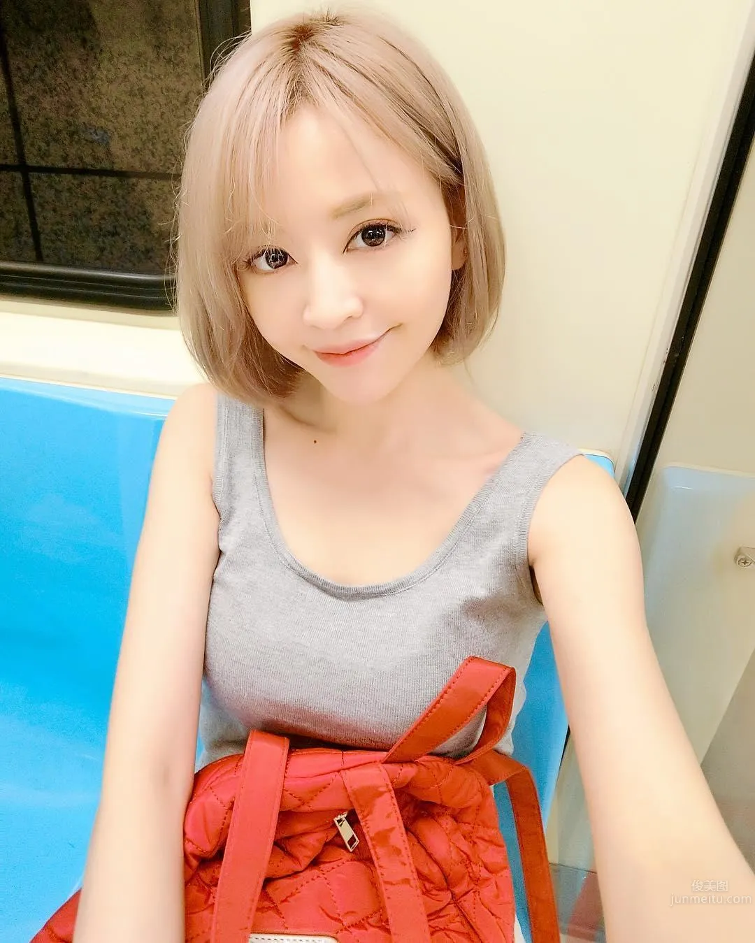 Lucy倪千淩- 氣質正妹各種套裝好銷魂 5