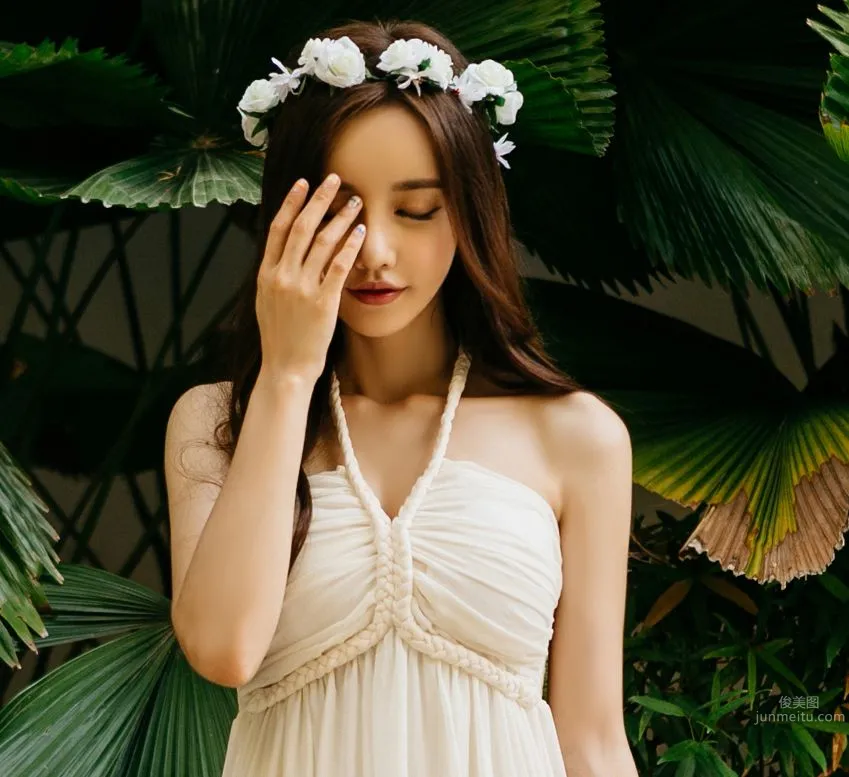 南韓美人孫允珠 唯美系吊帶内衣三 29