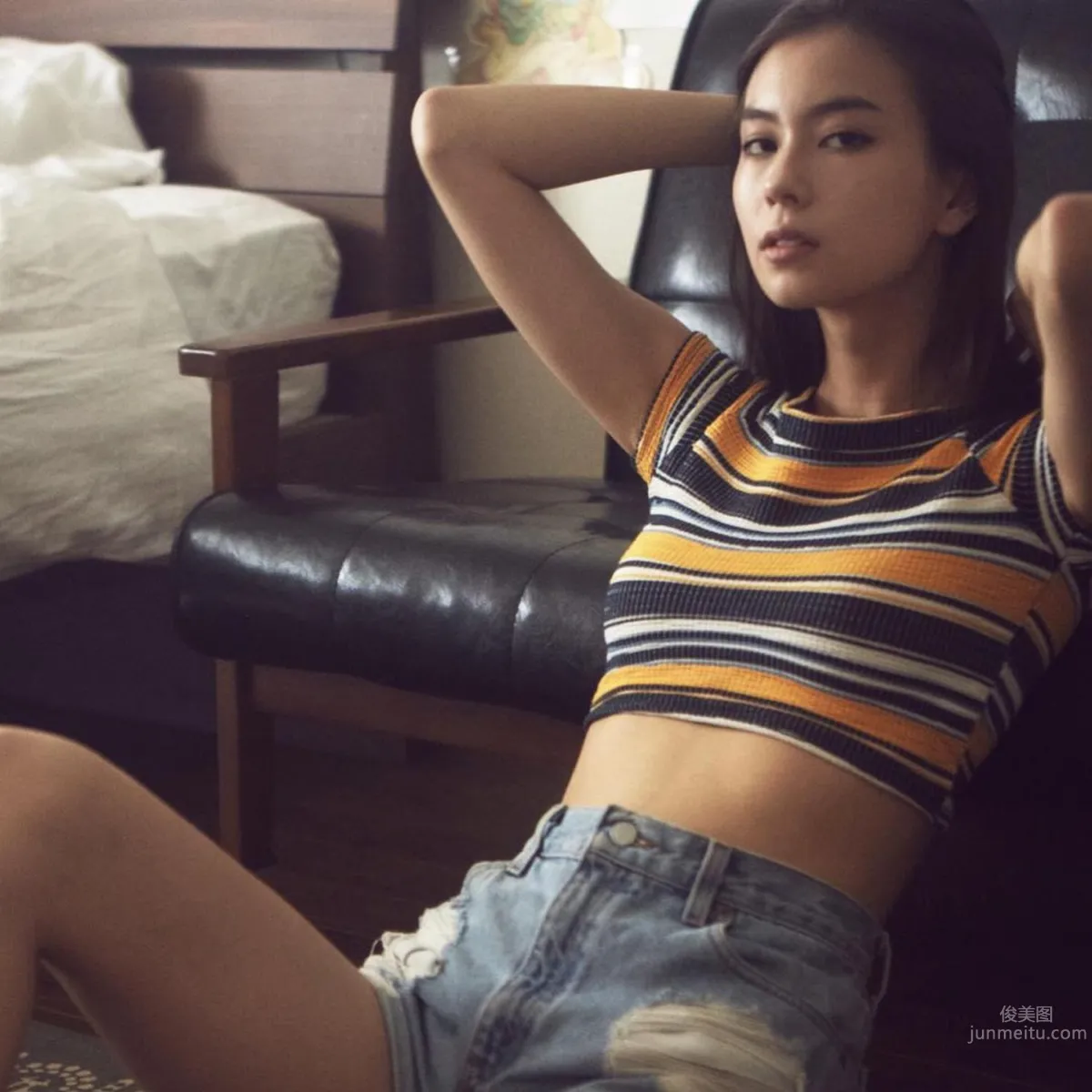 Chinese-American Mixed Blood Lauren Tsai, Full of Energy Retro Vibe photo 34
