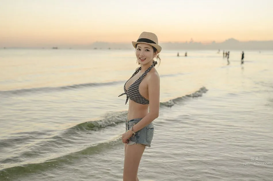 Li Yanjing - 2017 MayBeach Bikini Series Eight photo 21