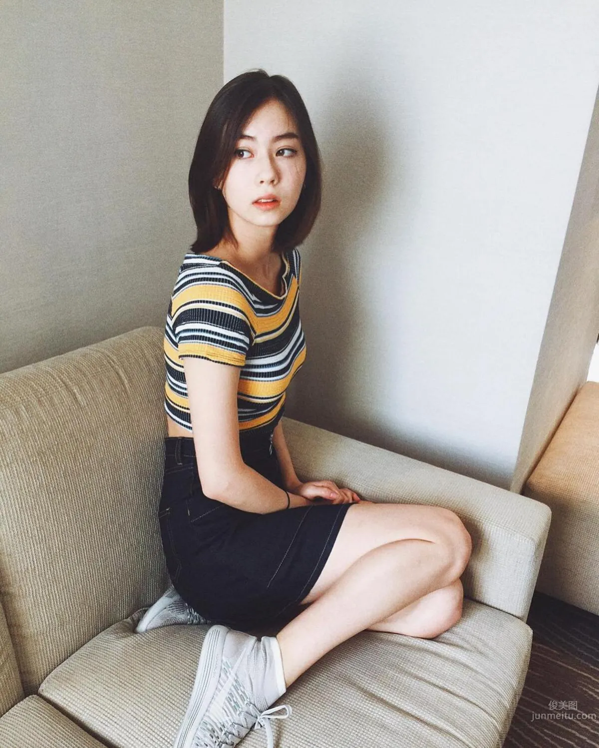 Chinese-American Mixed Blood Lauren Tsai, Full of Energy Retro Vibe photo 4