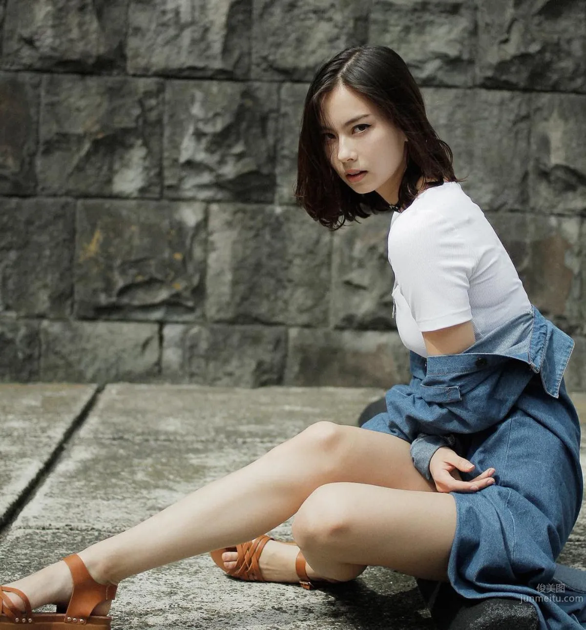 Chinese-American Mixed Blood Lauren Tsai, Full of Energy Retro Vibe photo 11