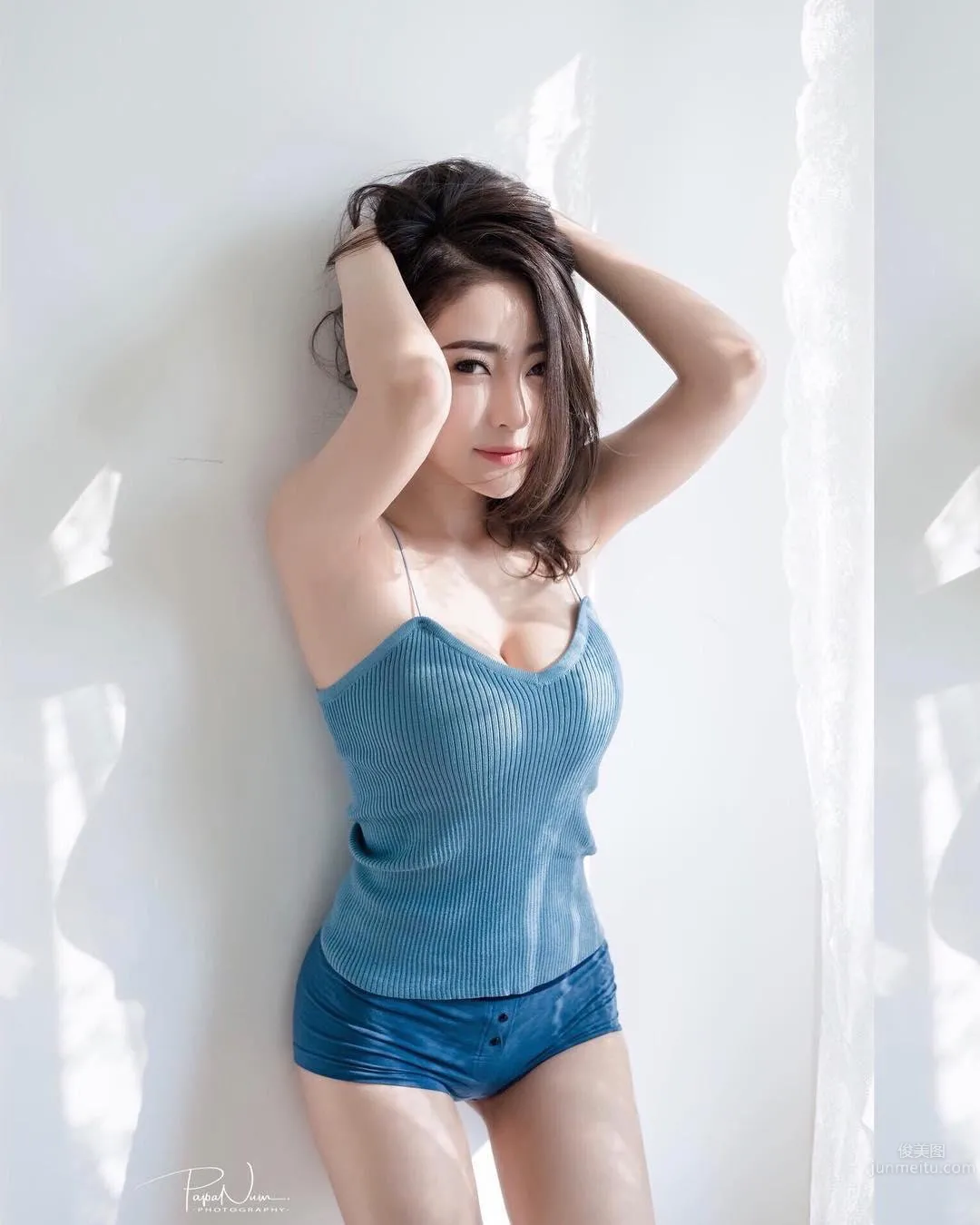 Bowlki Phasinee - Bikini Warms Your and My Empty Winter photo 67