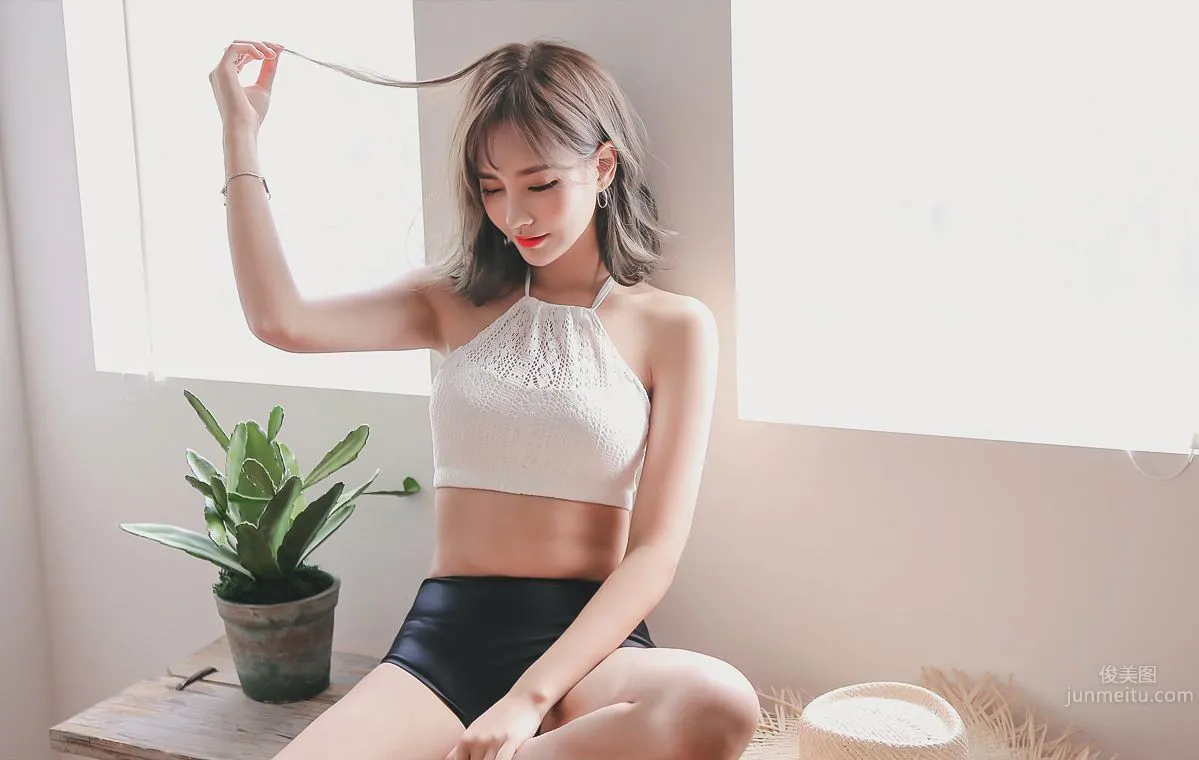 Korean Model Yeonjieun maybeach Swimwear Series Five photo 19