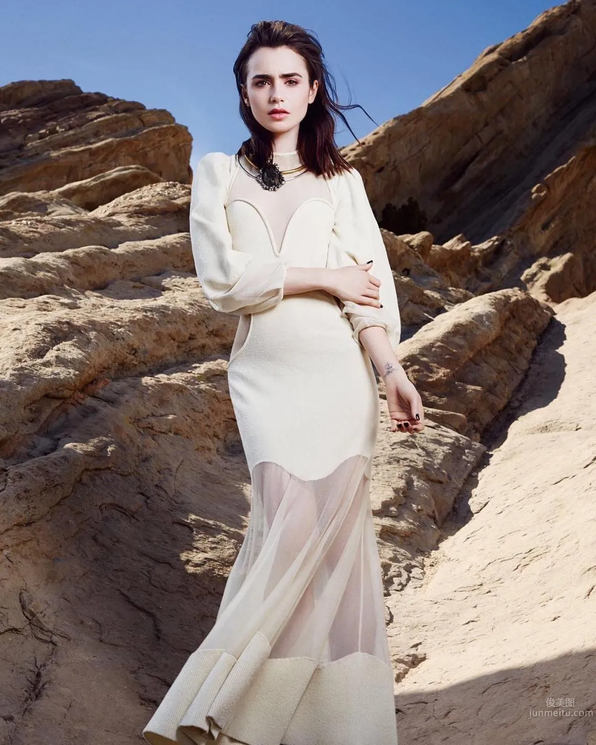 英美混血莉莉·柯林斯 自然美女大方素颜照_8