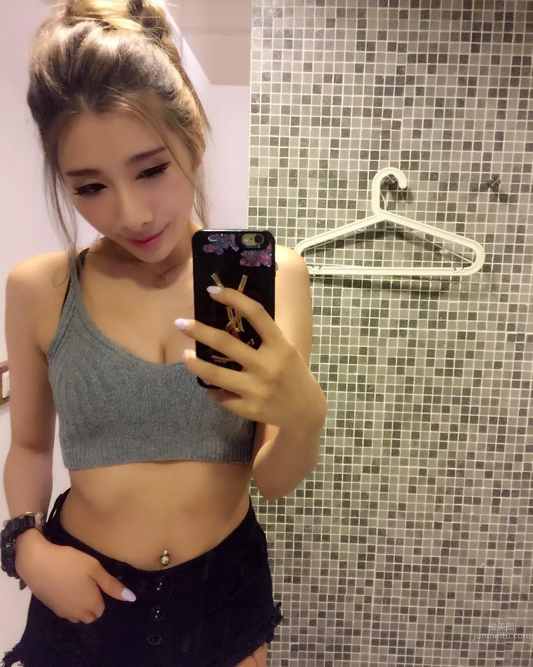 Lanlan Doris, Sexy Smoldering Little Wildcat photo 11