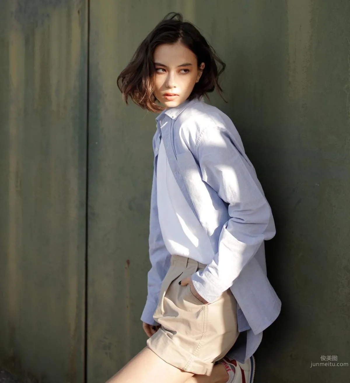 Chinese-American Mixed Blood Lauren Tsai, Full of Energy Retro Vibe photo 25