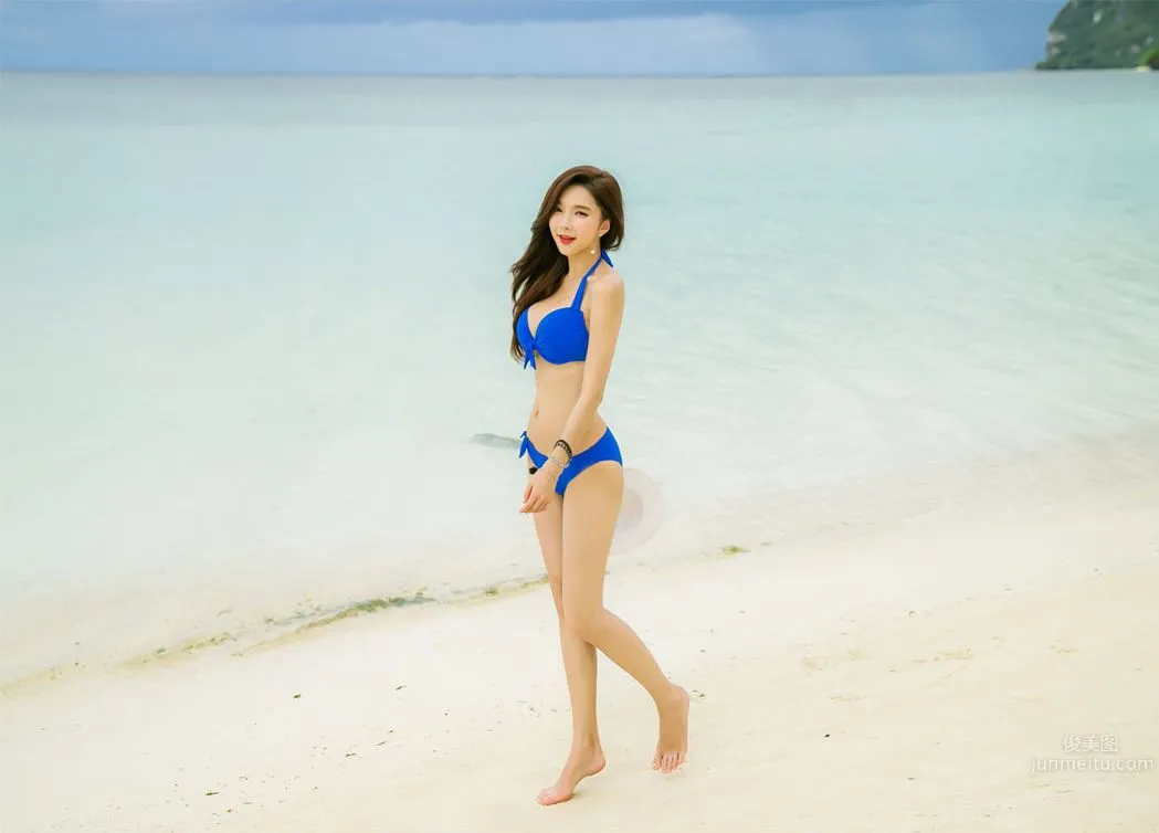 Park Soo Yeon, 2017 Swimwear Series Photo Collection Three photo 16