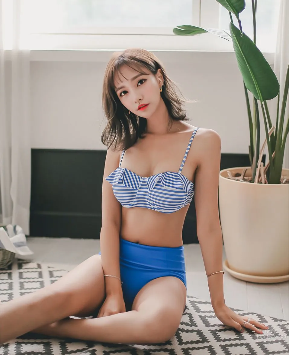 Korean Model Yeonjieun maybeach Swimwear Series Five photo 41
